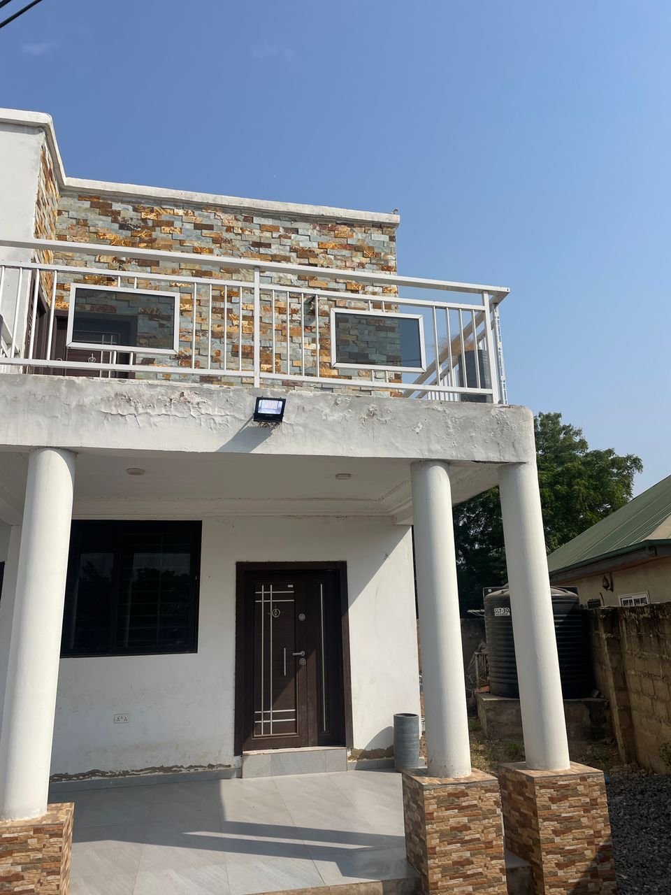 4-BEDROOM EN-SUITE STOREY HOUSE FOR SALE